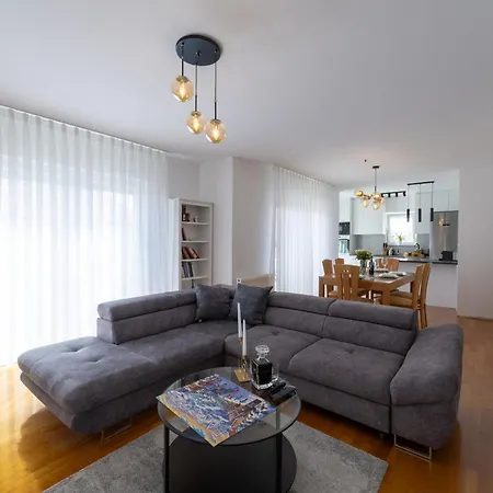 Apartman Makai *