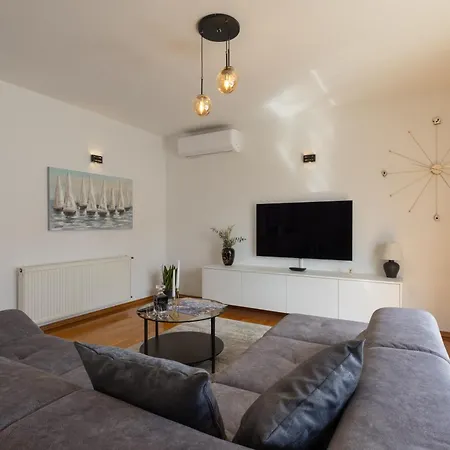 Apartman Makai *